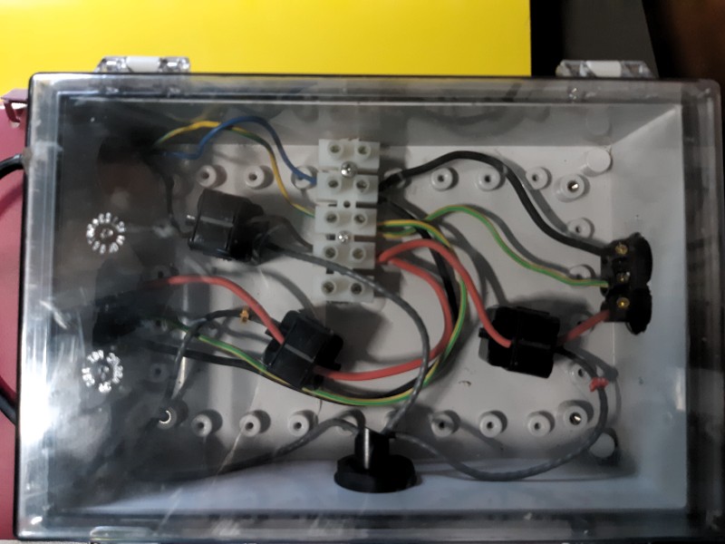 electrical box for 3 CT sampling